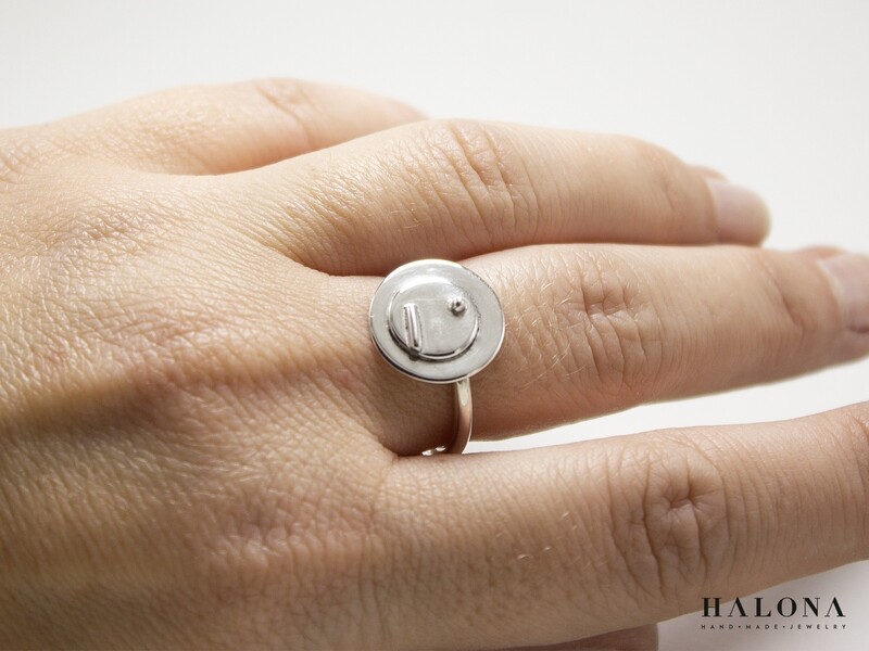 Handmade modern circle silver ring.