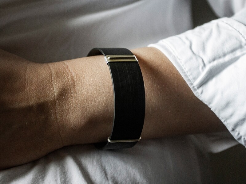 Black Bangle Bracelet made of silver and caoutchouc