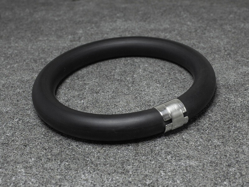 Modern Black Bracelet made of silver and caoutchouc