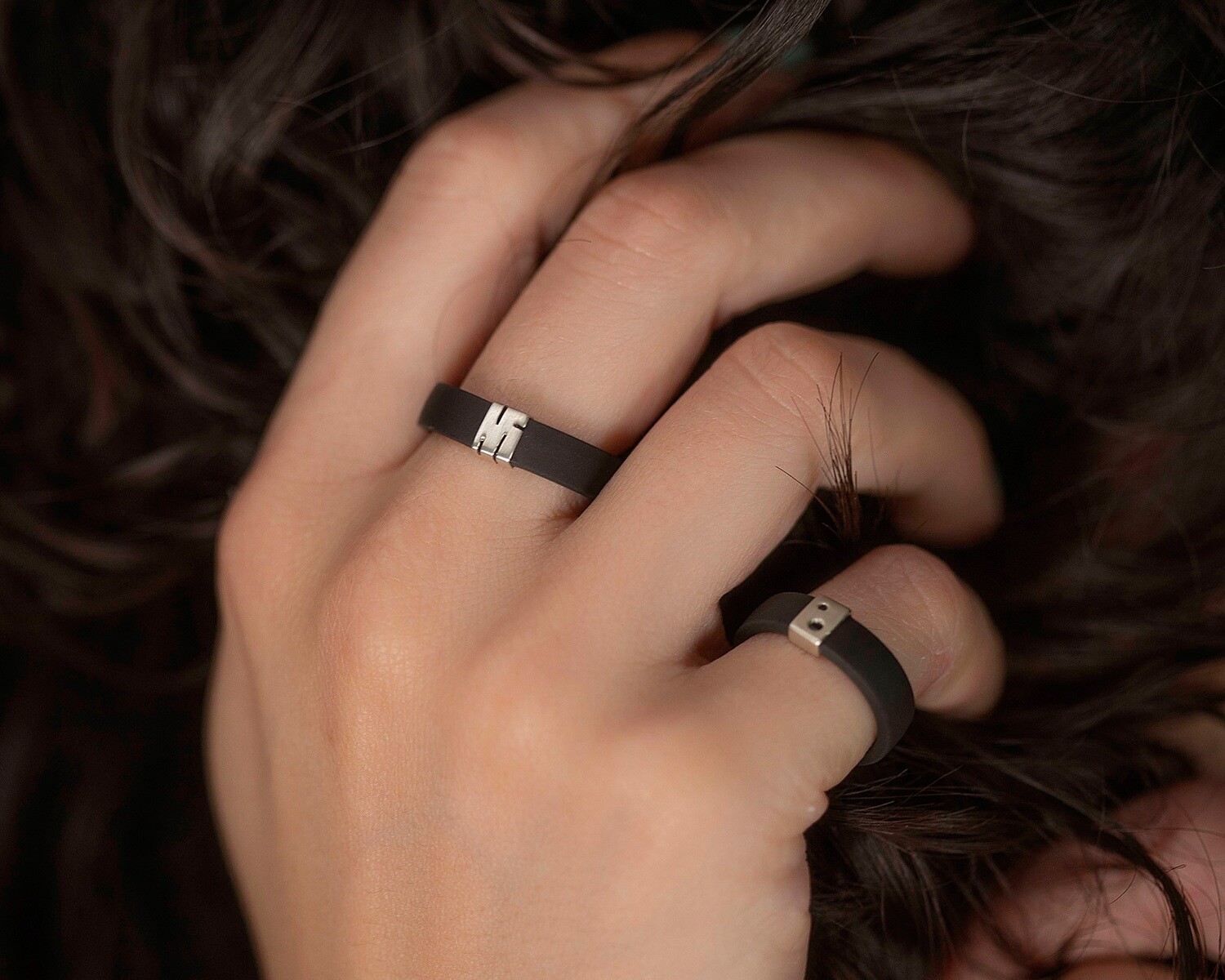 Minimalistic Silver and caoutchouc Rings