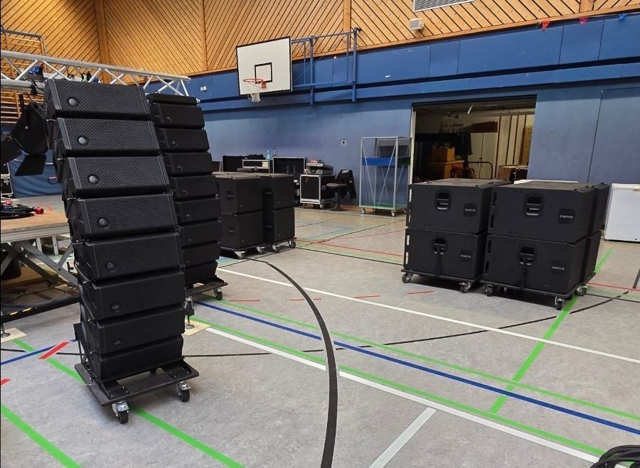 DAS Audio EVENT 26A/115A Bundle DAS Audio EVENT 26A/115A Bundle