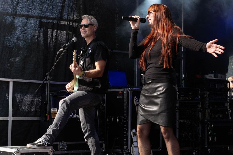 Decision and Choices Band
