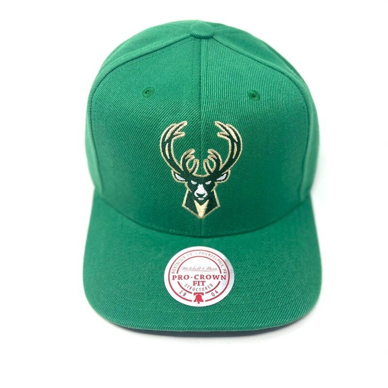 Milwaukee Bucks Men’s Mitchell & Ness Snapback Hat