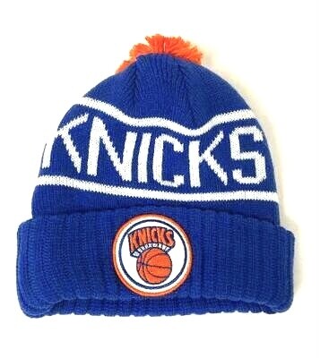 New York Knicks Men’s Mitchell & Ness Patch Cuffed Pom Knit Hat