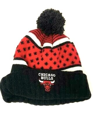 Chicago Bulls Men's New Era Cuffed Pom Knit Hat