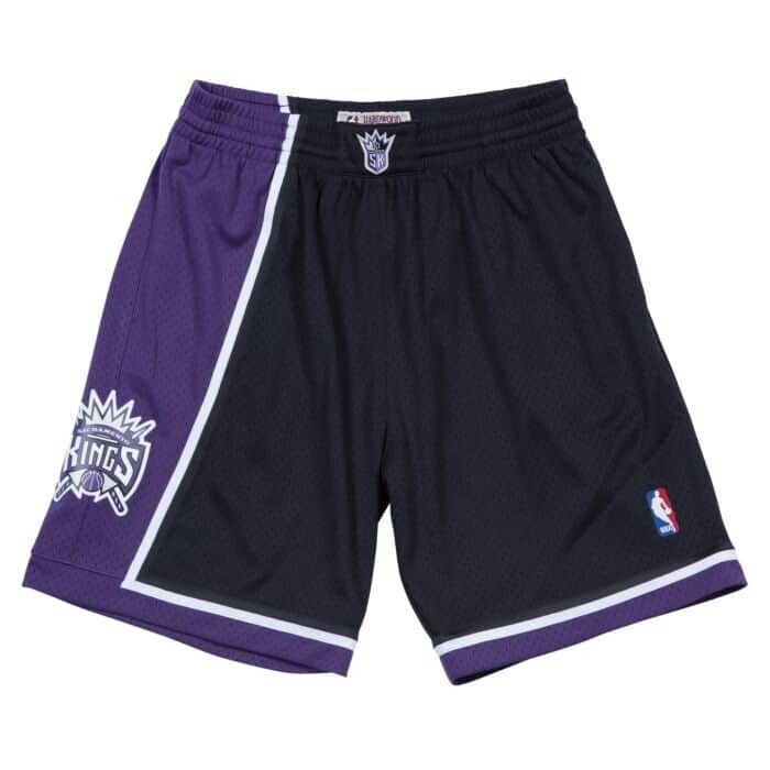 Sacramento Kings 2000-01 Men's Black / Purple Mitchell & Ness Swingman Shorts