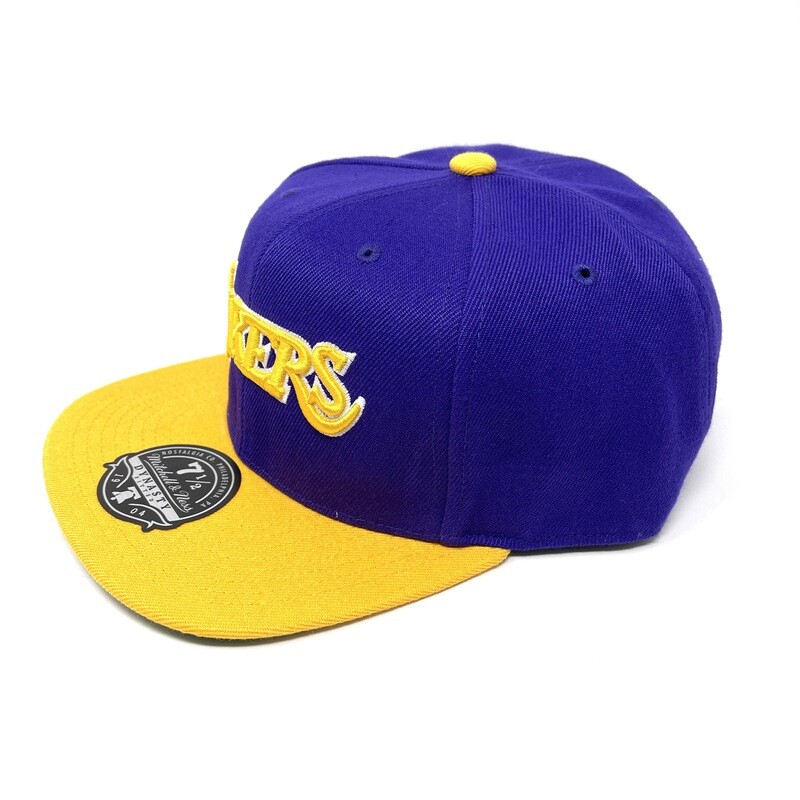 Los Angeles Lakers Men’s Mitchell & Ness Fitted Hat
