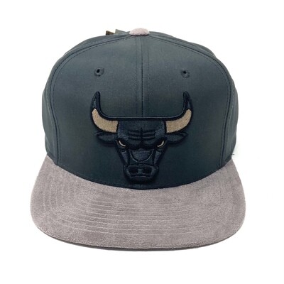 Chicago Bulls Jerseys, Hats, Gear, Merch, & Apparel | Team Shop