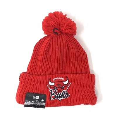 Chicago Bulls Men’s New Era Tip Off Cuffed Pom Knit Hat