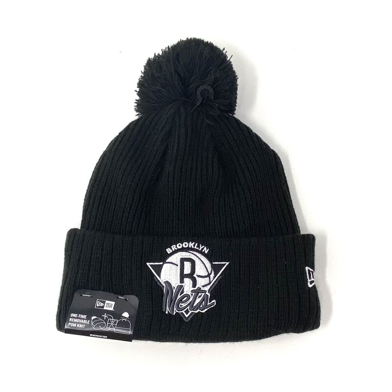Brooklyn Nets Men’s New Era Tip Off Cuffed Pom Knit Hat