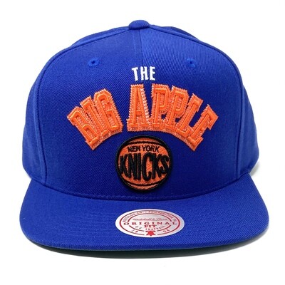 New York Knicks Big Apple Men’s Mitchell & Ness NBA Zig Zag Snapback Hat