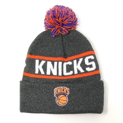 New York Knicks Men’s Mitchell & Ness Reload Cuffed Pom Knit Hat