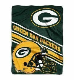 Green Bay Packers 60" x 80" Plush Raschel Blanket