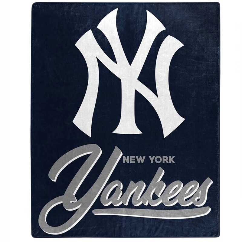 New York Yankees 50" x 60" Signature Plush Raschel Blanket