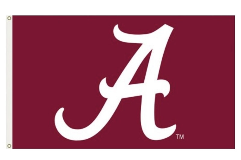 Alabama Crimson Tide 3' x 5' Deluxe Flag Alabama Crimson Tide 3' x 5' Deluxe Flag