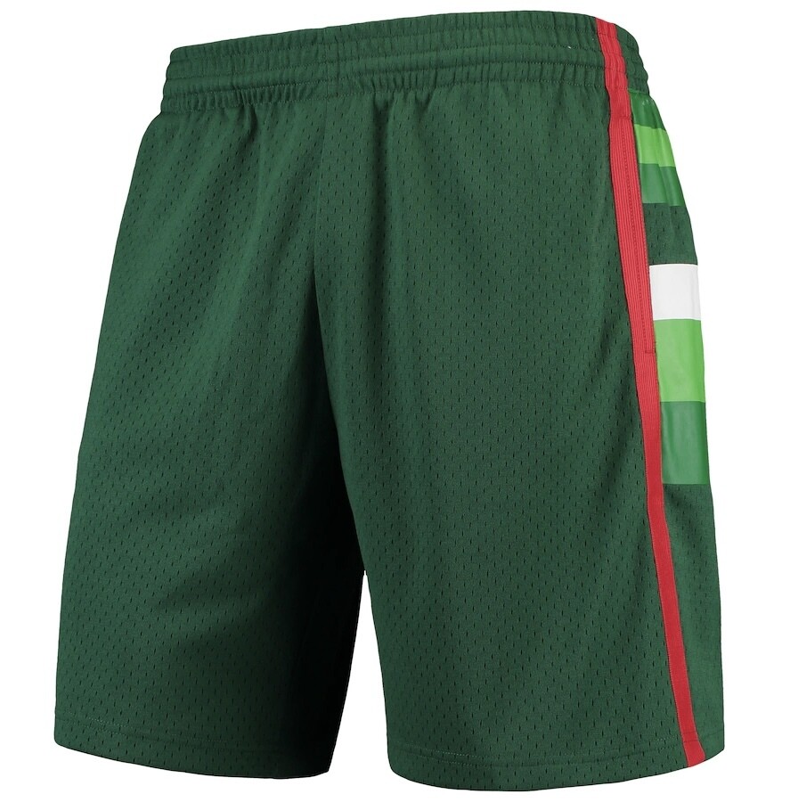 Milwaukee Bucks 1983-84 Men's Green Mitchell & Ness Swingman Shorts