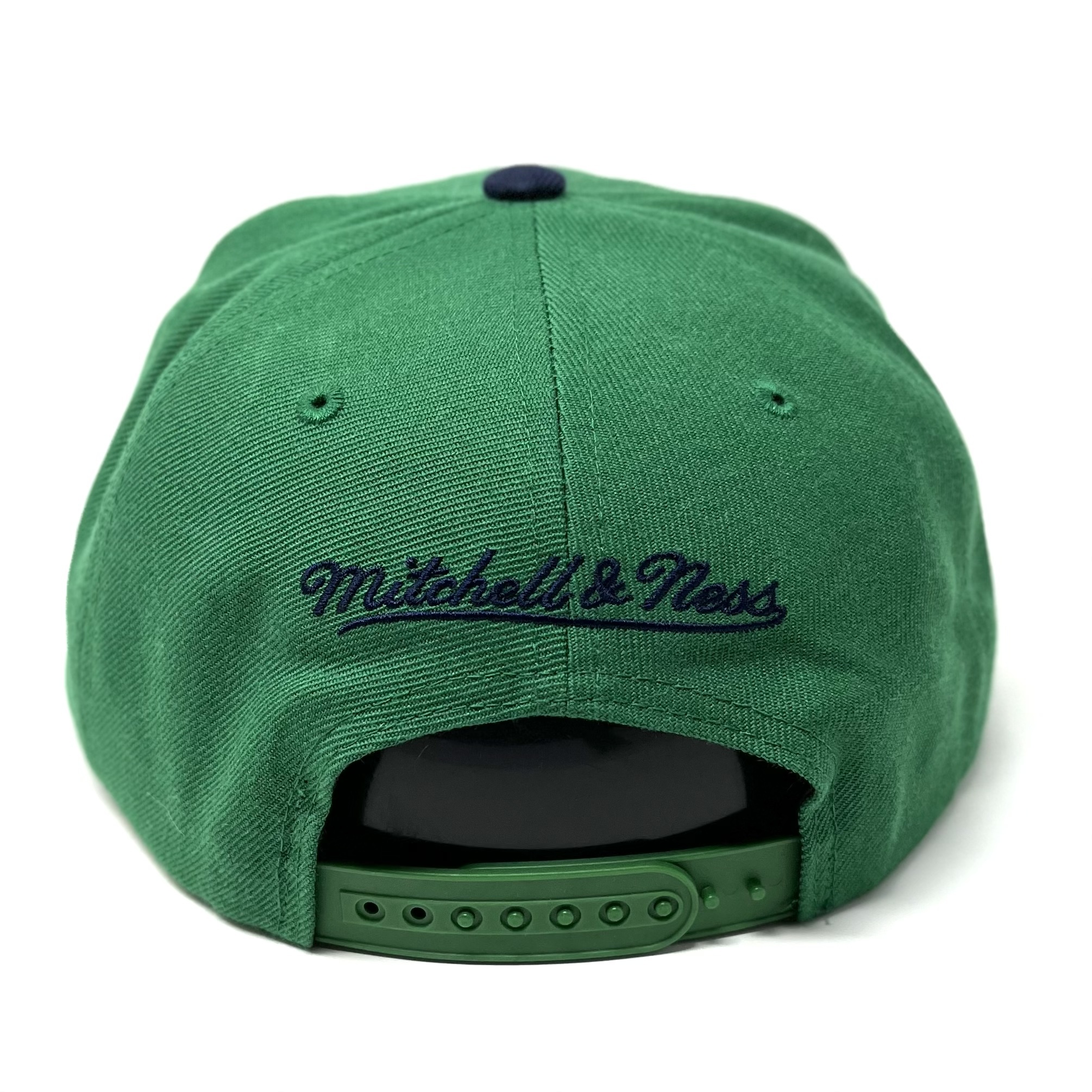 Men's Mitchell & Ness Cream Dallas Mavericks Sail Two-Tone Snapback Hat