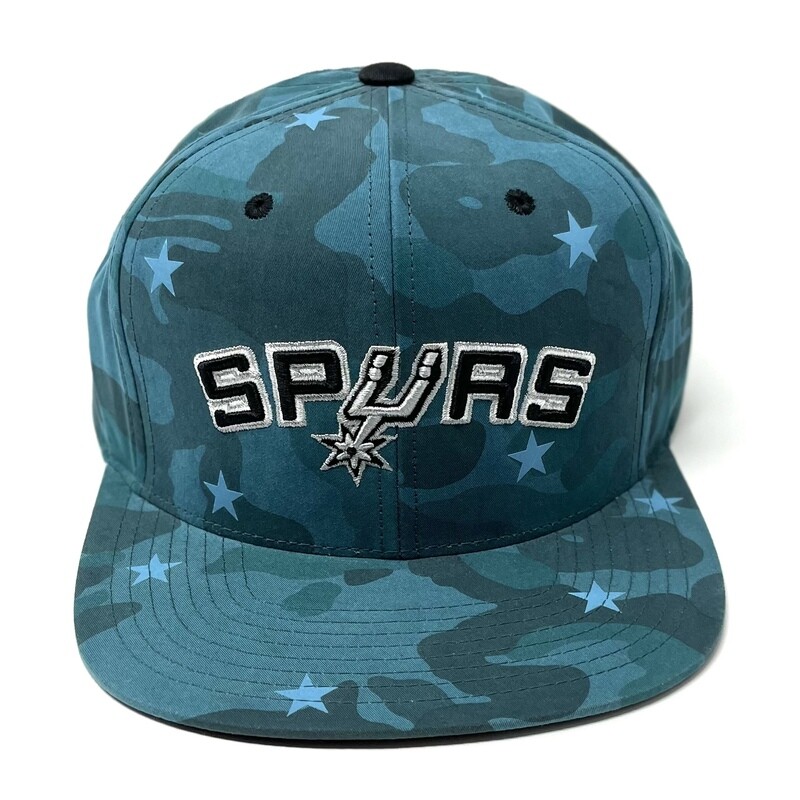 San Antonio Spurs Men’s Camo Mitchell & Ness Snapback Hat