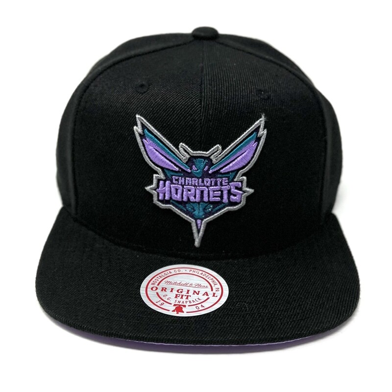 Charlotte Hornets Men’s The Highlighter Team Pop Mitchell & Ness Snapback Hat