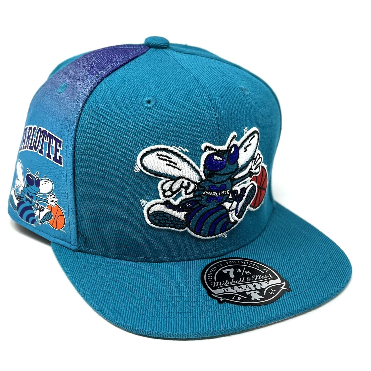 Charlotte Hornets Men’s NBA Tapestry Mitchell & Ness Fitted Hat
