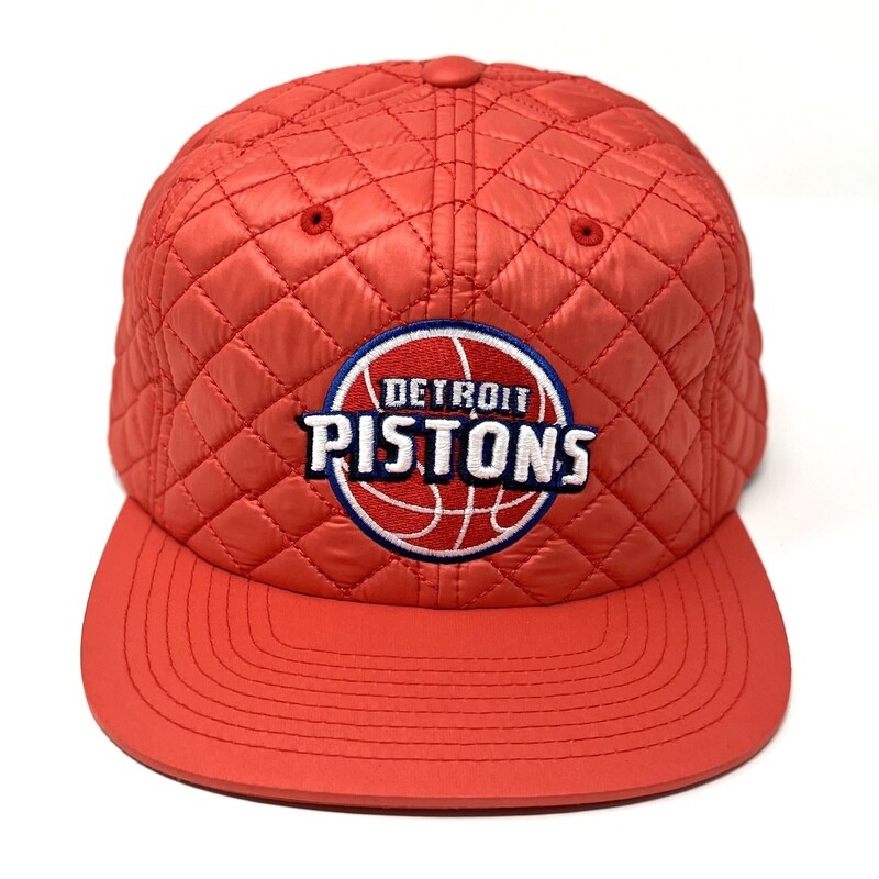 Detroit Pistons Men’s Red Quilted Mitchell & Ness Snapback Hat