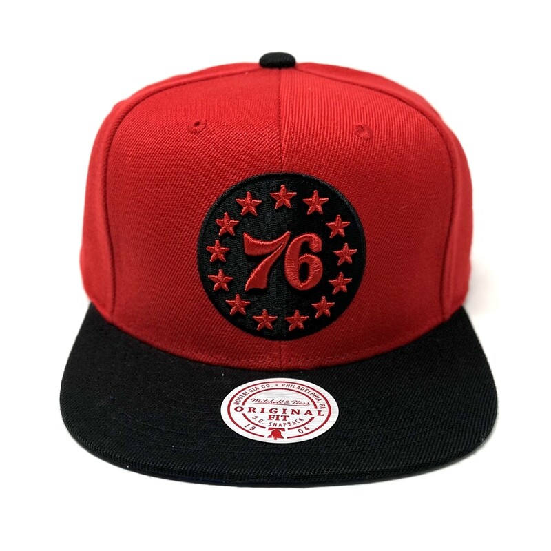 Philadelphia 76ers Men’s Mitchell & Ness Reload Snapback Hat