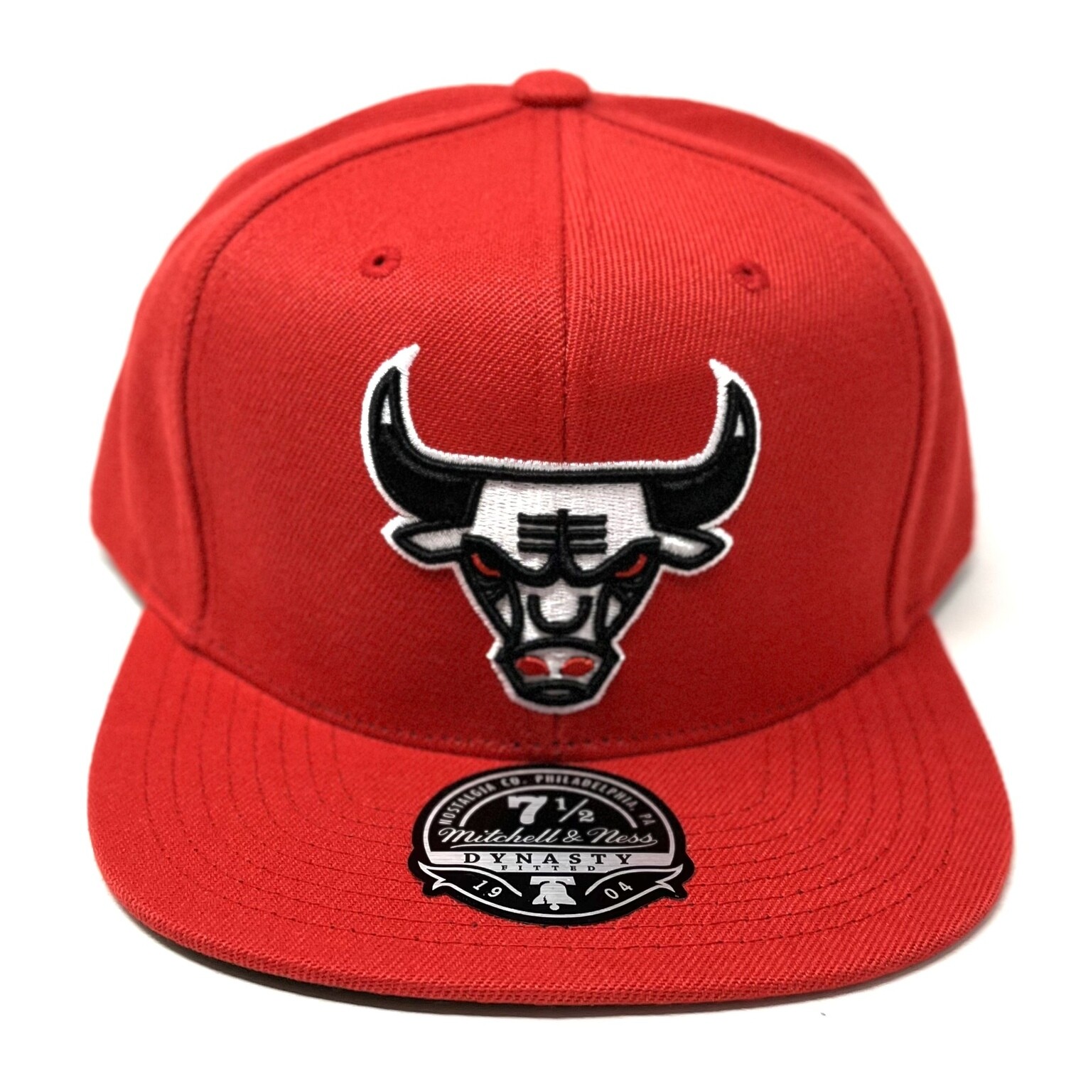 Chicago Bulls Men’s Mitchell & Ness Team Ground Fitted Hat