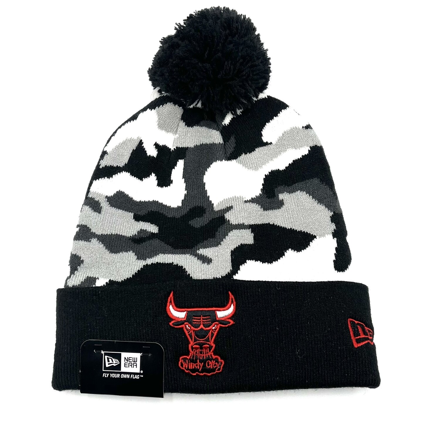 Chicago Bulls Men's New Era Camo Cuffed Pom Knit Hat