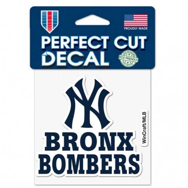New York Yankees 4" x 4" Perfect Cut Color Decal