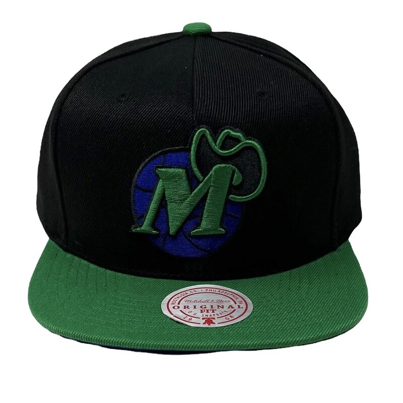 Dallas Mavericks Men’s Mitchell & Ness Reload Snapback Hat