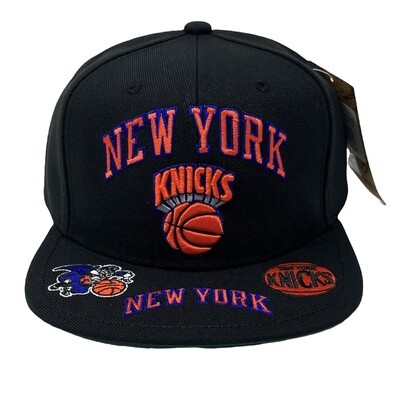 New York Knicks Men’s Front Loaded Mitchell & Ness Snapback Hat