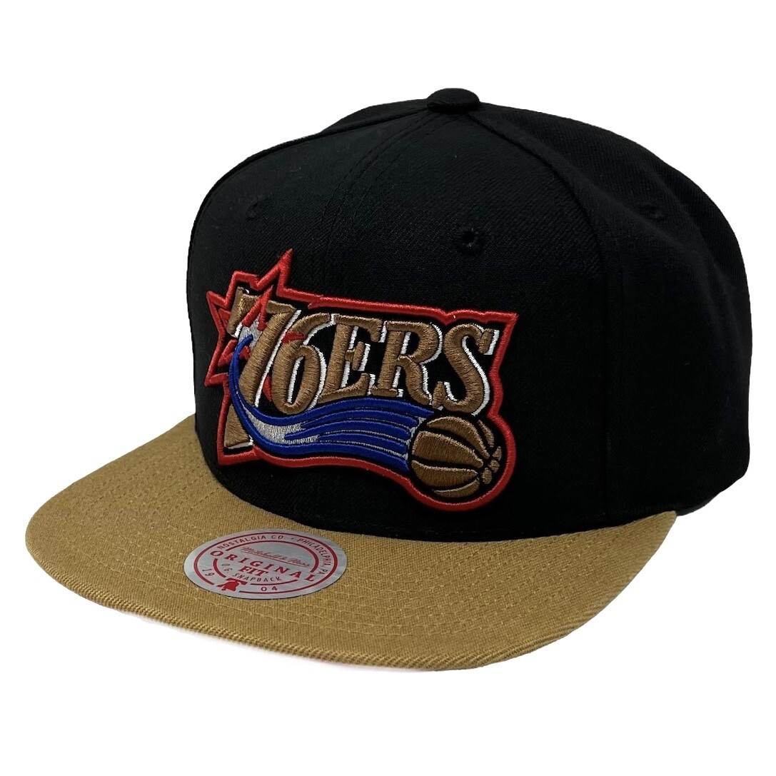 Philadelphia 76ers Men’s Mitchell & Ness Core Basic Snapback Hat
