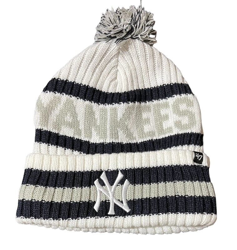 New York Yankees Men’s 47 Bering Cuff Pom Knit Hat New York Yankees Men’s 47 Bering Cuff Pom Knit Hat