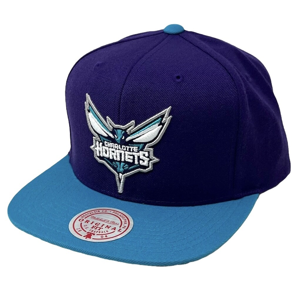 Charlotte Hornets Men’s Core Basic 2-Tone Mitchell & Ness NBA Snapback Hat