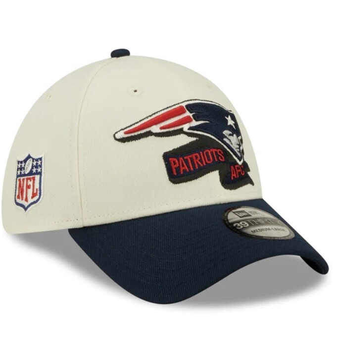 New England Patriots Men’s White New Era 39Thirty  Sideline Official Coach Flex Fit Hat