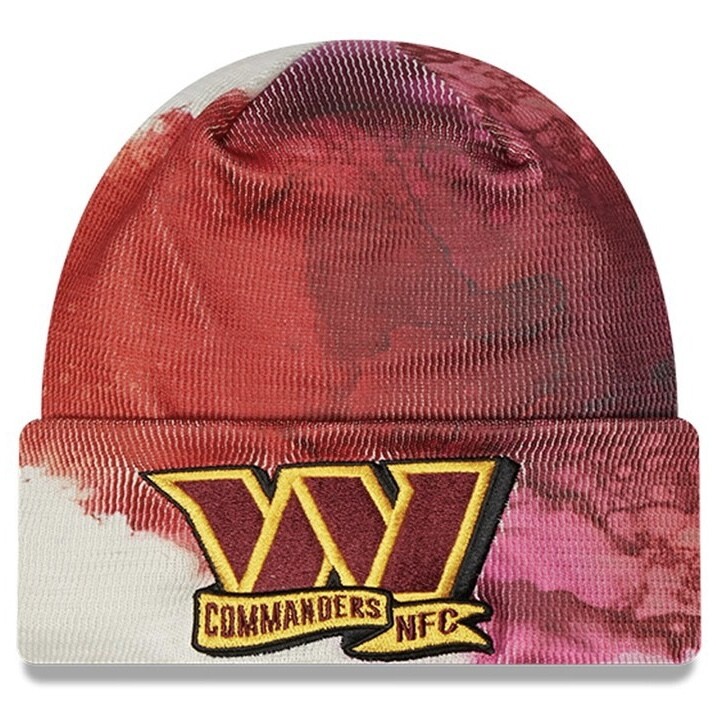 Washington Commanders Men’s New Era Ink Dye Cuffed Knit Hat