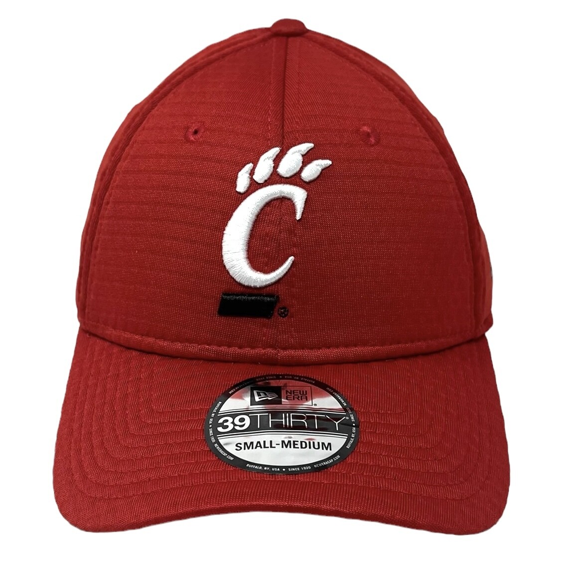 Cincinnati Bearcats Men's Essential New Era 39Thirty Flex Fit Hat