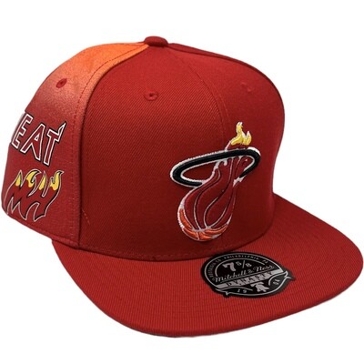 Miami Heat Men’s NBA Tapestry Mitchell & Ness Fitted Hat