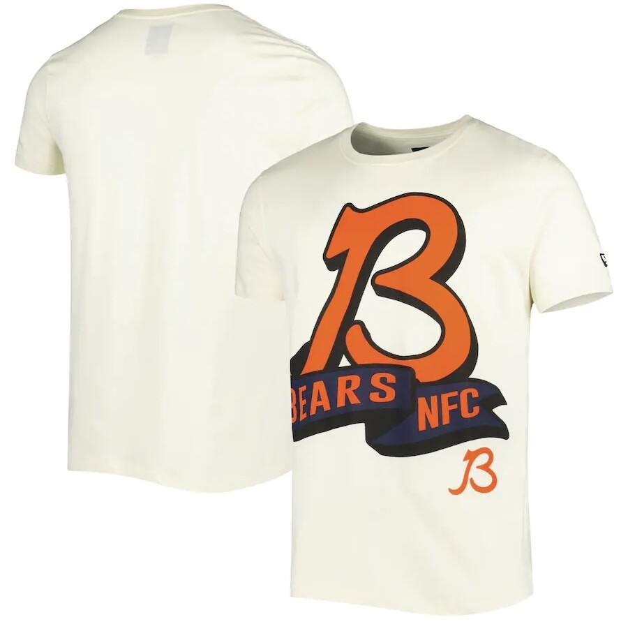 Chicago Bears Men’s New Era Cream Sideline Chrome T-Shirt