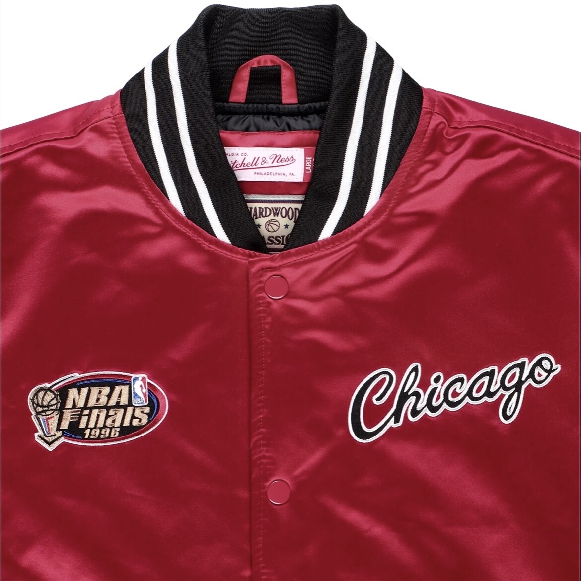 Chicago Bulls Heavyweight Full Button Satin Jacket
