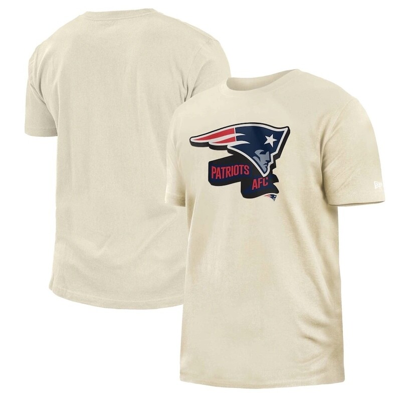 New England Patriots Men’s New Era Cream Sideline Chrome T-Shirt