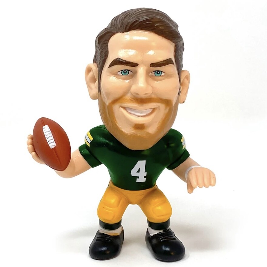 Green Bay Packers Brett Favre Legends Big Shot Ballers Figure