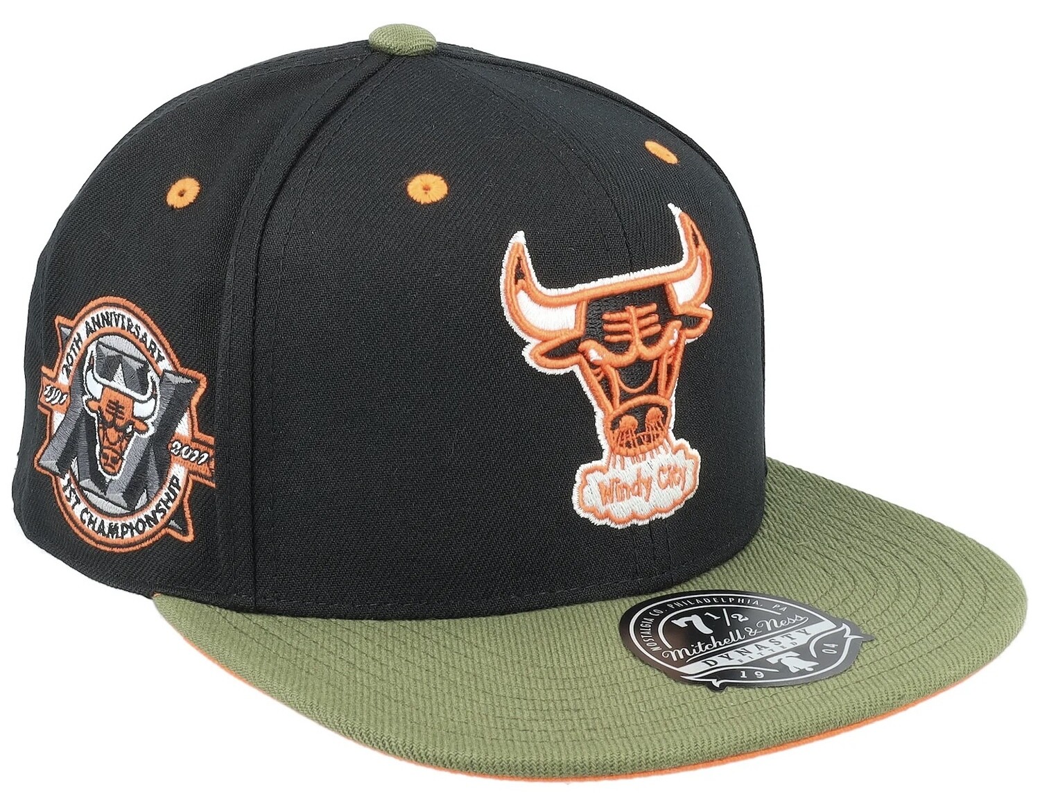 Chicago Bulls Men’s Mitchell & Ness NBA Take Flight HWC Fitted Hat