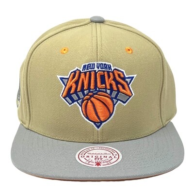 New York Knicks Men’s NBA Classic Canvas Mitchell & Ness Snapback Hat