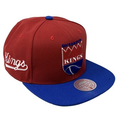 Sacramento Kings Men’s Mitchell & Ness NBA Side Core 2.0 Snapback Hat