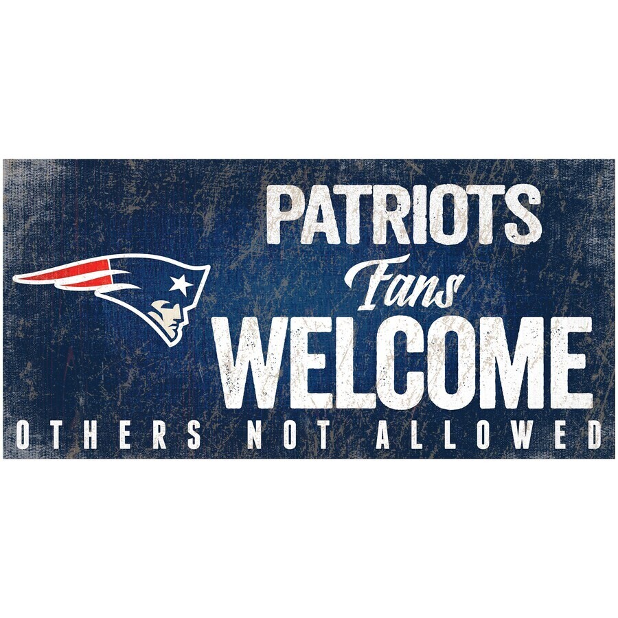 New England Patriots  6" x 12" Wooden Welcome Sign