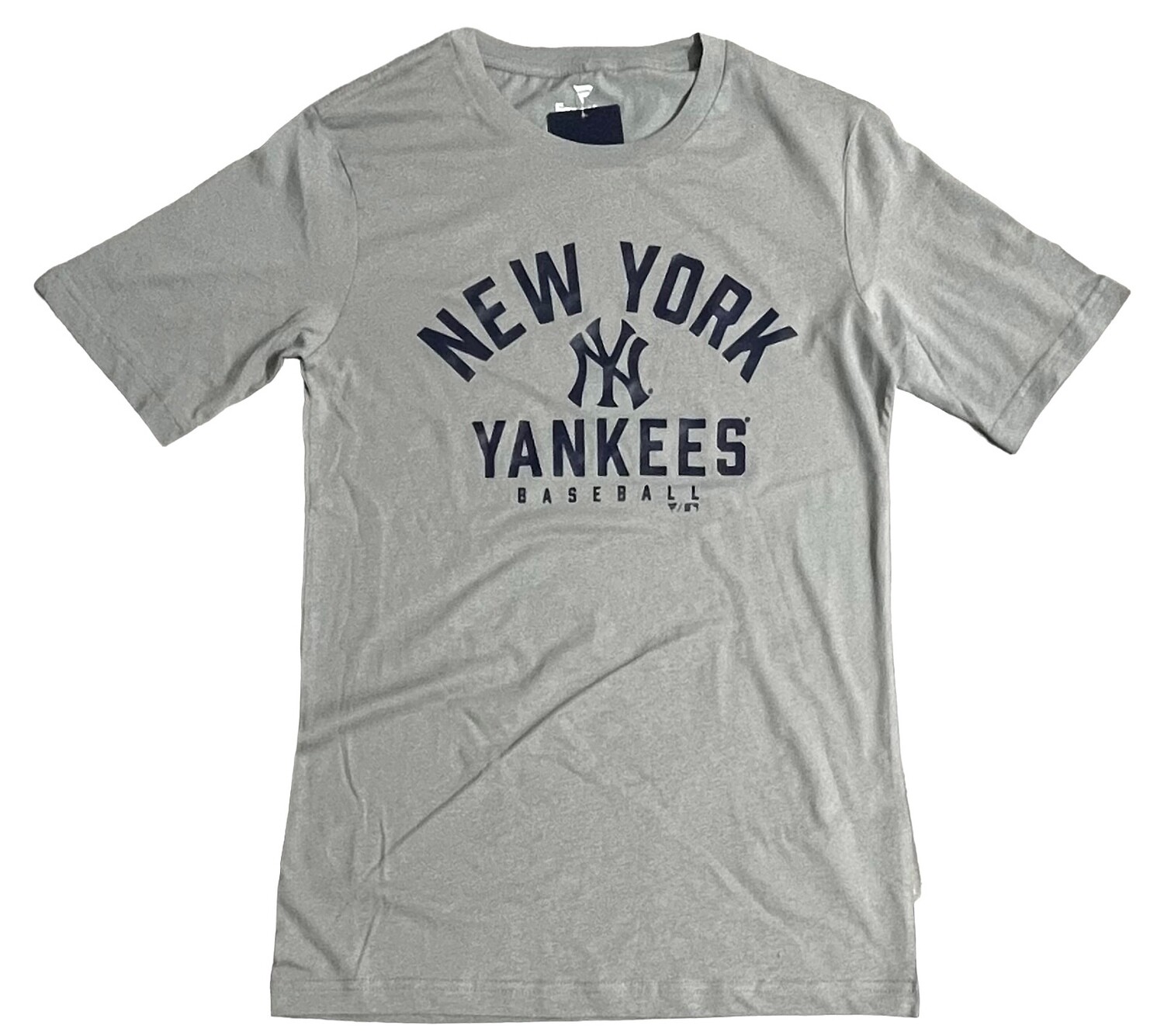 New York Yankees Men’s Fanatics Stone Gray T-Shirt