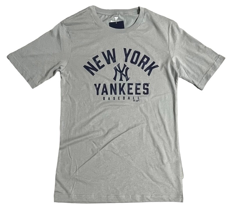 New York Yankees Men’s Fanatics Stone Gray T-Shirt