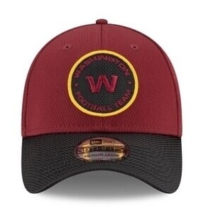 Washington Football Team Men's Burgundy / Black New Era NFL Sideline Road 39Thirty Stretch Fit Hat