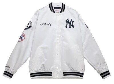 New York Yankees Men’s Mitchell & Ness White City Collection Satin Full-Snap Varsity Jacket